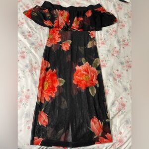 Floral Black and‎ Red Maxi Dress